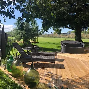 https://suite-lequinoxe-baie-du-mont-saint-michel.inbrittany.com