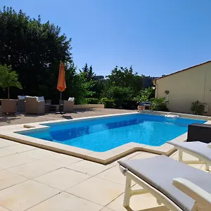 https://chambre-dhotes-chez-jessica-et-pascal.fr-provencehotel.com